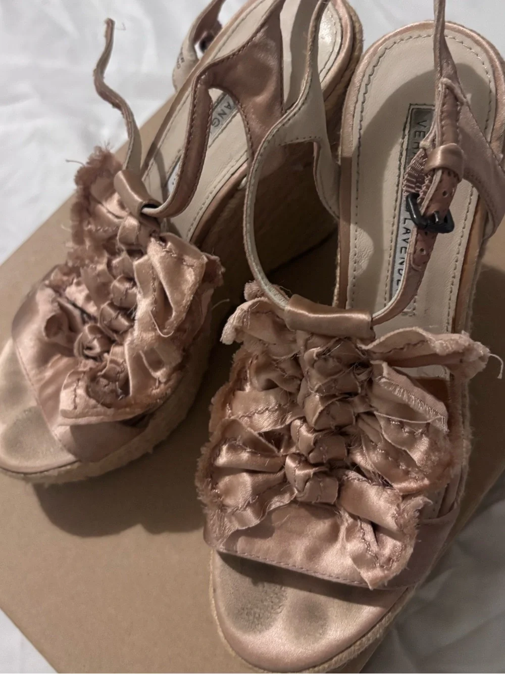 Womens Vera Wang Lavender Blush Pink Satin